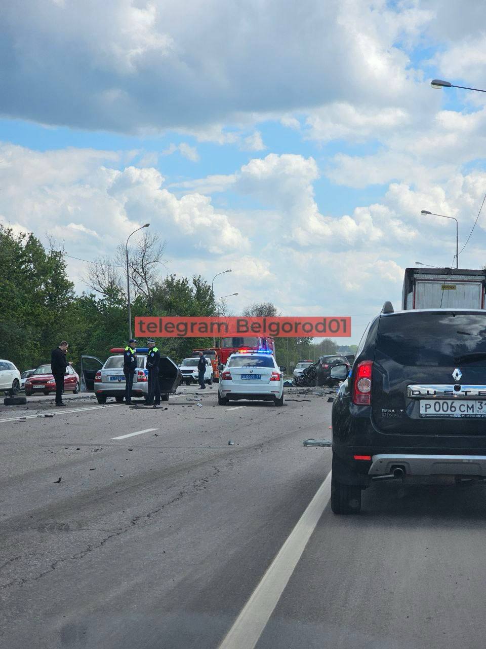 В районе Яковлево произошло серьёзное ДТП. Судя по фото, есть погибшие. Если у вас есть информация: Подпишись на «Белгород №1»