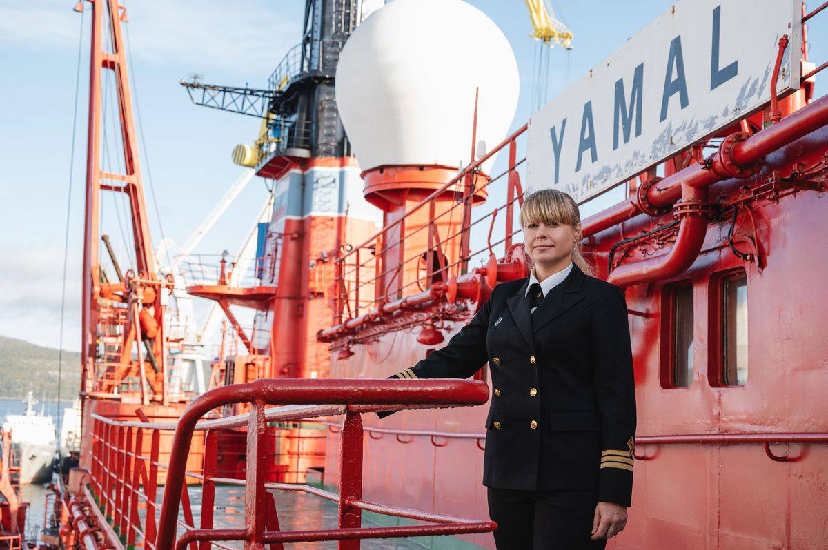 Марина Старовойтова стала первой в мире женщиной капитаном атомного ледокола