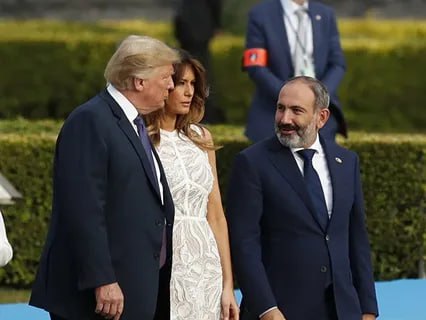 87 конгрессменов Палаты представителей США около 20% от общего числа направили письмо президенту Трампу с призывом поддержать возвращение армян в Нагорный Карабах Письмо составлено представителями и Демократической, и Республиканской партий, под руководством сопредседателей группы дружбы с Арменией в Конгрессе США. Авторы призвали Трампа поддержать инициативу мира в Карабахе, принятую парламентом Швейцарии и предусматривающую создание международной переговорной платформы для безопасного возвращения армян под международные гарантии, сообщает Армянский Национальный комитет Америки. Поздно спохватилось армянское лобби. Раньше надо было беспокоиться, когда пашиноиды захватывали власть, ведь уже тогда было ясно, к чему все идет. А апеллировать к Трампу бессмысленно. Он уже получил от Пашиянна шикарный подарок в виде Зангезурского коридора и создания форпоста США на иранской границе. Для этого и нужна была жертва карабахцев. Всем спасибо, все свободны! Поддержать Туранский экспресс #геополитика