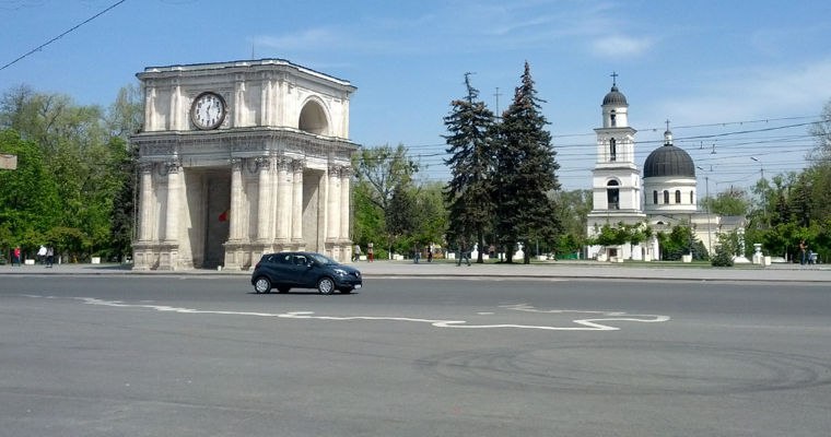На площади, где Шор запланировал протест, пройдёт правительственная выставка по безопасности  16 августа на площади Великого Национального Собрания пройдёт масштабная выставка служб, отвечающих за общественный порядок и безопасность, с девизом «В безопасности в отпуске».