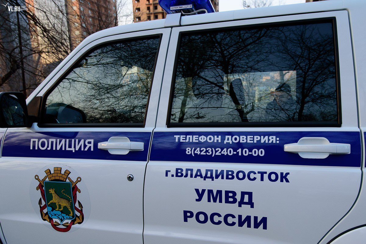 Некомплект сотрудников полиции во Владивостоке вырос до 36% Недобор по сотрудникам полиции во Владивостоке составляет 36%. Больше всего не хватает кадров в ППС и участковых. На зарплату 40 тысяч рублей люди не идут, а чтобы получать 70-80 тысяч нужно иметь звание и работать за двоих. Подробнее