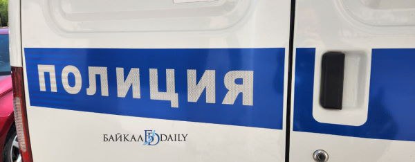 В Гусиноозёрске сотрудница пункта выдачи заказов наворовала товары почти на 300 тысяч рублей.   Установлено, что женщина создавала аккаунты несуществующих покупателей и через них заказывала понравившиеся вещи.   Когда товар поступал в ПВЗ, менеджер оформляла, что якобы покупатель отказался от него. Сама забирала вещи, а на склад отправляла пустые коробки…