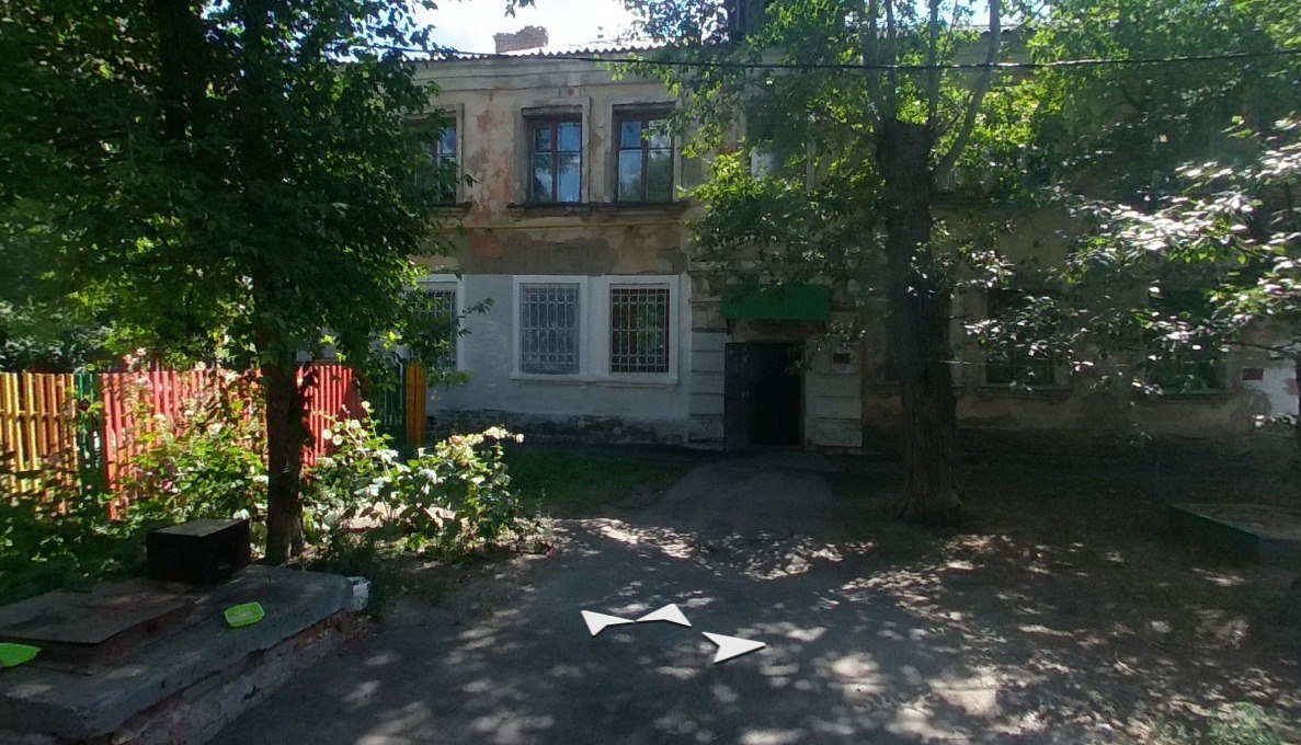 Очередной дом в Омске признали аварийным Двухэтажка по улице 20 лет РККА 246 официально признана аварийной Постановление об этом появилось на сайте городской администрации Оно подписано в пятницу 26 декабря Правда радоваться жителям дома преждевременно их переселят в другое жилье до конца 2032 года а что за это время произойдет с домом построенным в 1954 году можно только догадываться Фото Яндекс Панорамы Написать в редакцию можно здесь gorod55ru