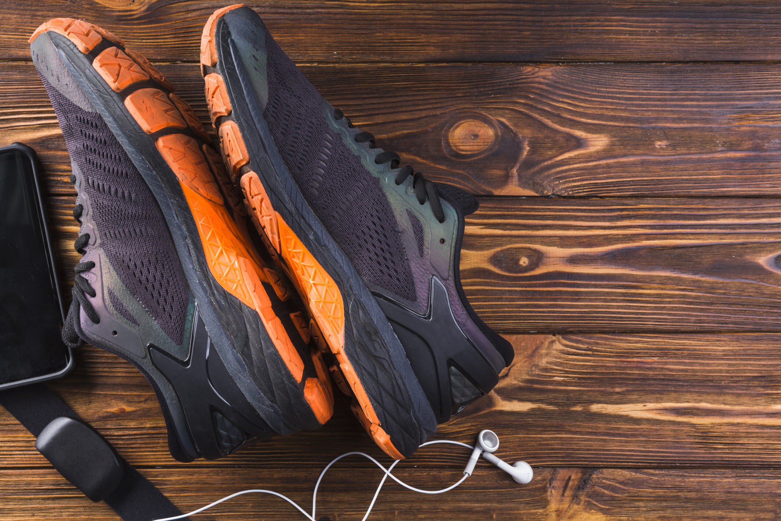 Anta Sports может купить Puma На этом фоне акции компании Puma выросли на 17 процентов Однако стоит отметить что есть и другие покупатели Китайская компания производитель спортивной обуви одежды и инвентаря Anta Sports рассматривает возможность покупки немецкой компании по производству спортивной обуви одежды и инвентаря Puma Об этом сообщил Bloomberg На этих новостях акции компании Puma в ходе торгов во Франкфурте выросли на максимуме выросли на 17 процентов достигнув от Читать на сайте ИА Бизнес код AntaSports Puma покупка