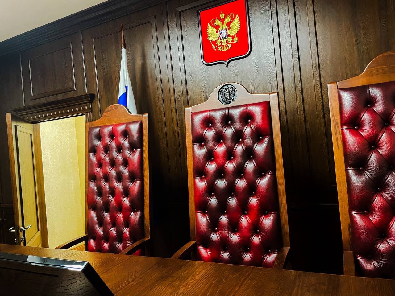 Житель Туапсе получил 8 лет строгого режима за попытку вступить в террористическую организацию Весной этого года туапсинец Алексей Орлов вышел на связь с представителем запрещенной террористической организации и выразил намерение в неё вступить По полученной инструкции Орлову необходимо было приехать на автобусе в Донецк где его должен был встретить представитель указанной организации 23 апреля Орлов собрав личные вещи и документы готовился отправиться для посадки в автобус однако был задержан сотрудниками органов безопасности Суд приговорил его к лишению свободы на срок 8 лет в исправительной колонии строгого режима с отбыванием первых 2 лет в тюрьме   свои фото видео и истории присылайте нашему боту prostokrd bot Подпишись на наш канал в Telegram MAX