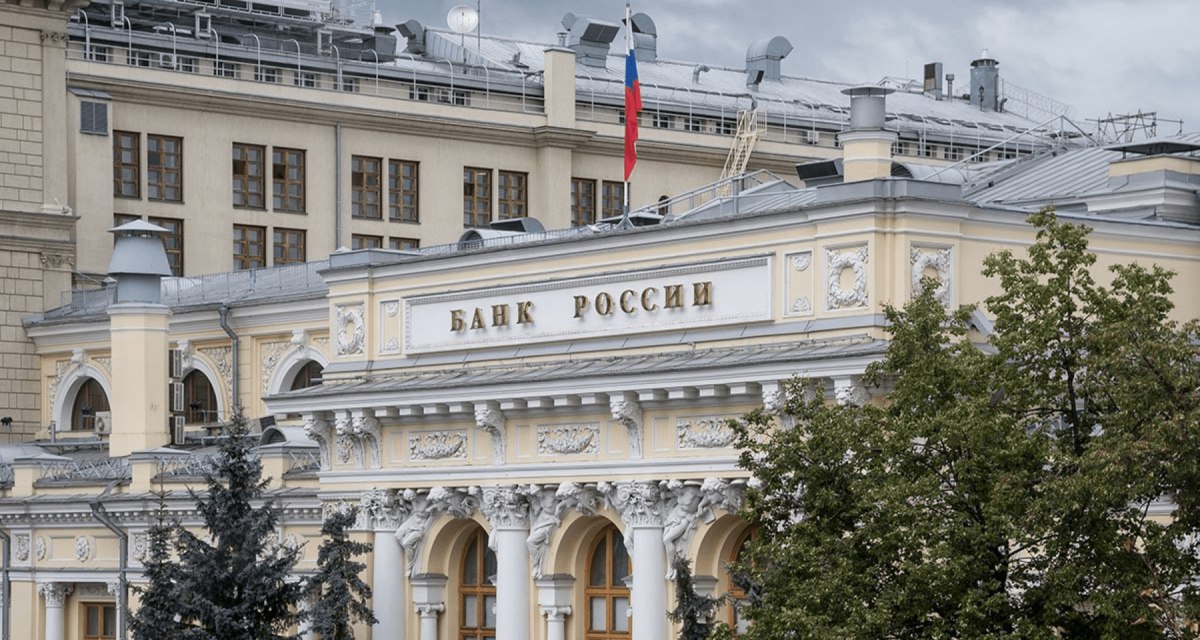 По итогам первой половины 2025 года почти половина банков из топ-100 по активам столкнулась с ухудшением финансовых результатов по сравнению с аналогичным периодом в 2024 году. На прибыль повлияли и затянувшийся период высоких ставок, и замедление экономики vc.ru/money/2120046