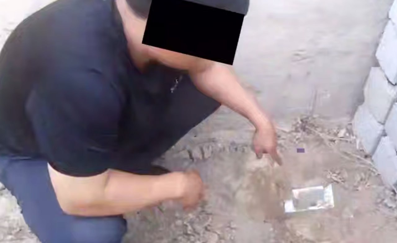 В Ташкенте инспектор профилактики организовал нарколабораторию в служебном помещении видео repost uz mister heisenberg slovlen Подписывайтесь на Repost