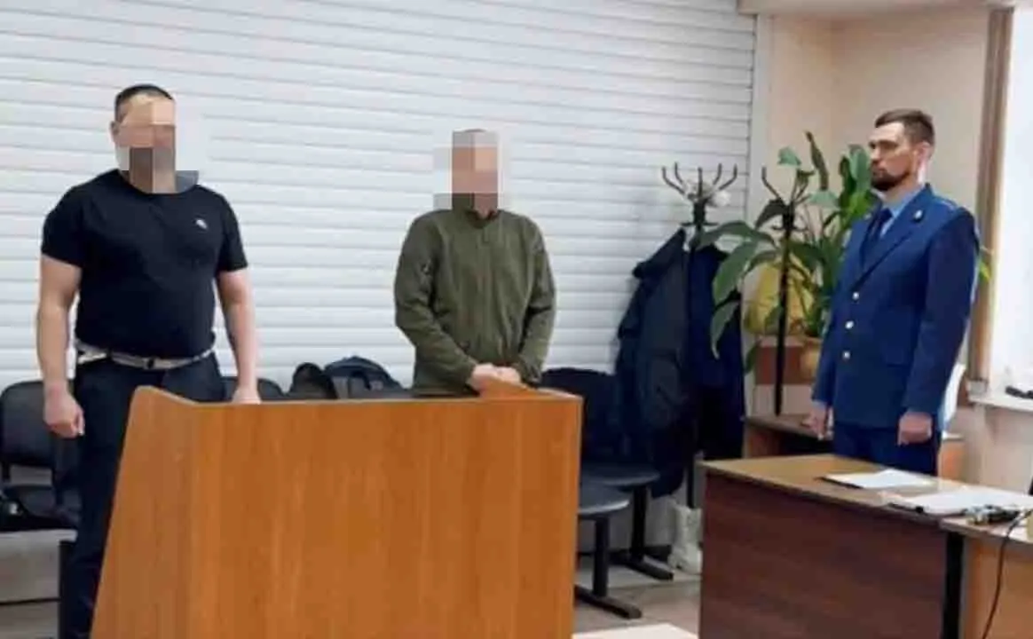 Ловцов кречетов приговорили к условным срокам на Камчатке Их признали виновными в незаконной добыче в составе организованной группы Петропавловск Камчатский городской суд вынес приговор по уголовному делу о незаконной добыче краснокнижных соколов кречетов Ловцов двух жителей Чукотского автономного округа признали виновными и приговорили к лишению свободы условно Подробности по ссылке   kamtime ru article 61acc379 5497 44cf ab63 177c0b8fd67f