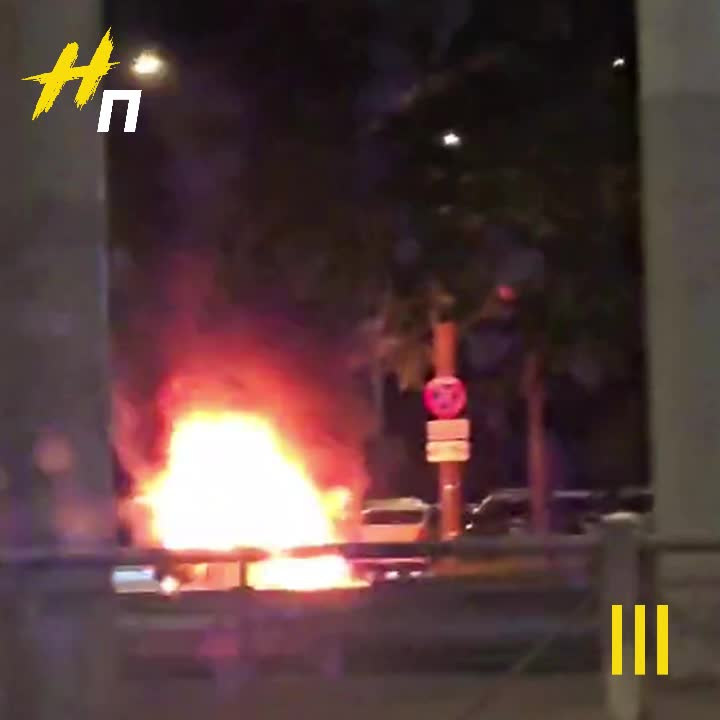 В Купчино мужчина поджег машину бывшей жены после развода