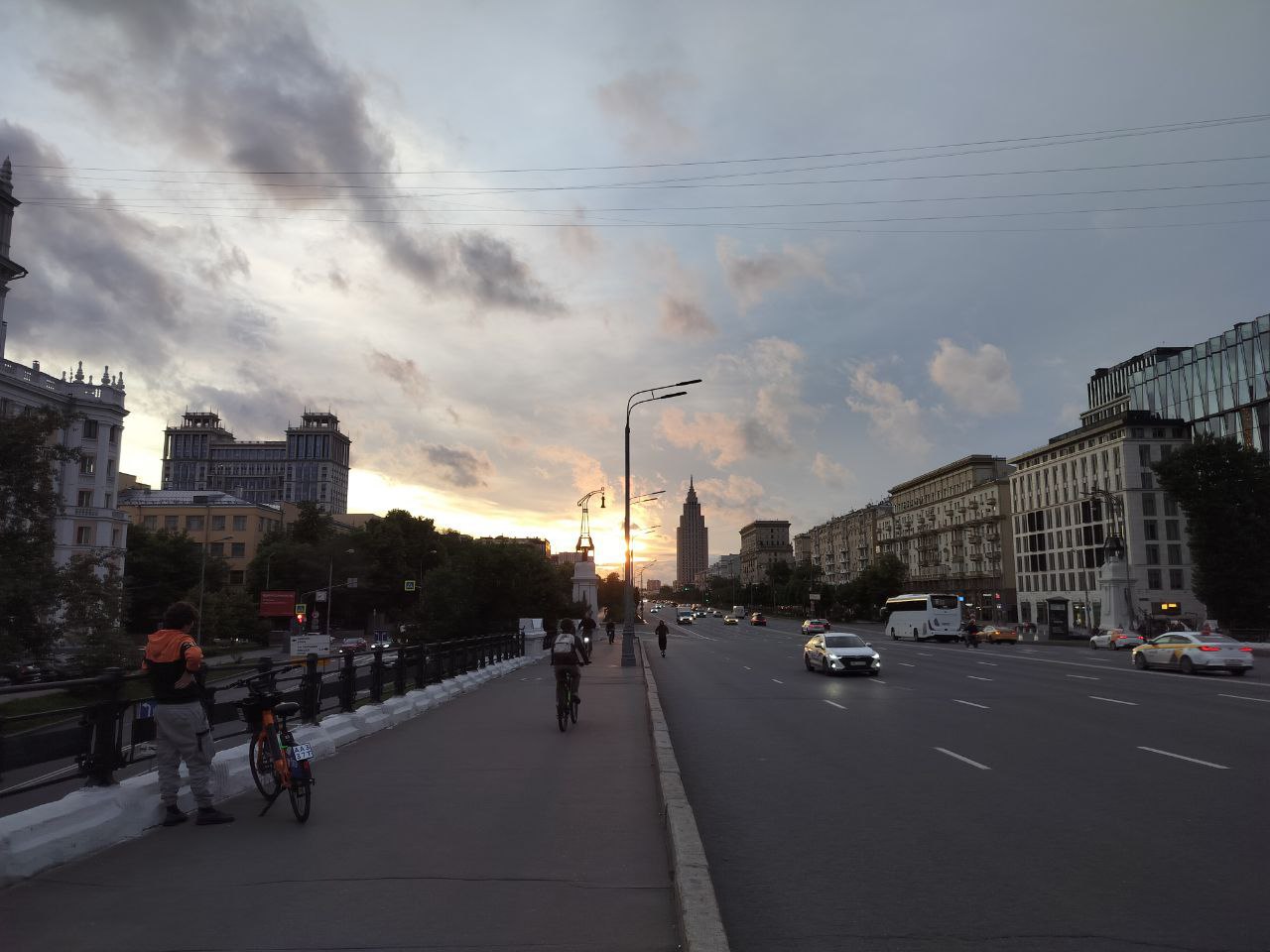cre news Институт алмазов в Москве достался РВМ Капиталу Инвесткомпания РВМ Капитал приобрела комплекс Института алмазов на ул Гиляровского в Москве площадью почти 14 000 кв м за 1 4 млрд руб Подробнее cre ru news 99490