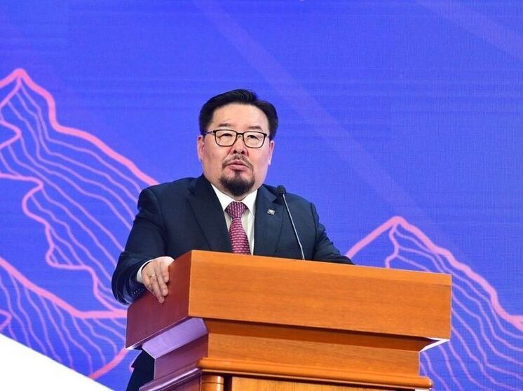 Премьер-министром Монголии стал выпускник БГУ Большинство депутатов Великого государственного хурала парламента Монголии проголосовали за назначение 34-м премьер-министром страны экс-спикера, выпускника Иркутского института народного хозяйства Гомбожавын Занданшатара. Подробнее в "Номер один"