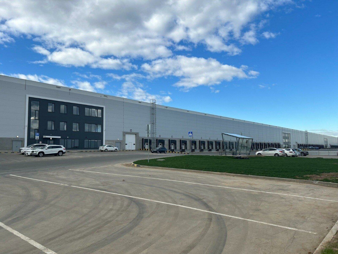 cre news Greenworks приобрела 40 тыс кв м в NK Park Домодедово Greenworks приобрела 40 тыс кв м складских площадей в логопарке NK Park Домодедово Сделка оценивается в 3 3 5 млрд рублей Подробнее   cre ru news 100421