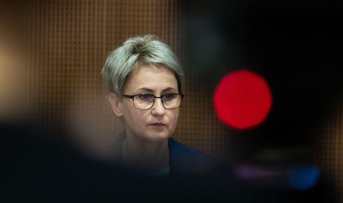 Русского военного из украинского плена отправили на суд в Литву На этой неделе в Литву из Украину был передан военнослужащий и гражданин России которого обвиняют в военном преступлении против гражданина Литвы на Украине то есть против наемника Вчера районный суд Вильнюса заключил пленного под стражу на три месяца Ему предъявлены обвинения в военных преступлениях против мирного населения и военнопленных в их пытках и незаконном лишении свободы Ему может грозить от 10 до 20 лет или же пожизненное заключение Хотим сообщить об исключительном результате международного сотрудничества 29 октября из Украины в Литву доставили и передали человека подозреваемого в военных преступлениях в Украине совершённых против одного гражданина Литвы заявила генеральный прокурор Нида Грунскене на фото Имя и фамилия не уточняются но сказано что он из 177 го полка морской пехоты Каспийской флотилии В его экстрадиции участвовал генеральной прокурор Украины Руслан Кравченко НАШИ РЕСУРСЫ Telegram Tik tok YouTube RUTUBE