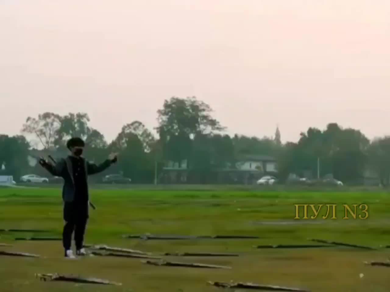 Китаец создал дронов в форме мечей, вдохновленных аниме