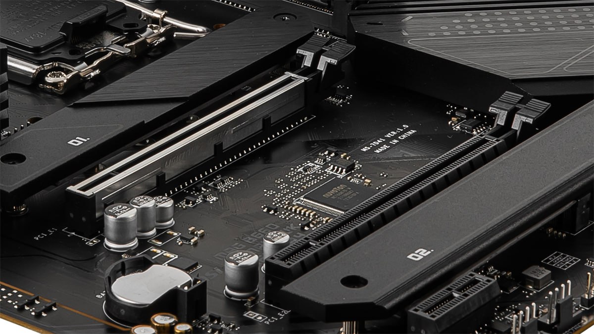 Это что, новый PCIe 7.0 со скоростью в 512 ГБ/с? Анонсирован стандарт PCI Express 7.0 — он обещает вдвое большую пропускную способность, чем предыдущая версия, до 128 GT/s количество операций, совершаемых в секунду на линию. Этого хватит, чтобы передавать сотни гигабайт в секунду, но устройства с поддержкой появятся только к 2027 году. rozetked.me/news/39794