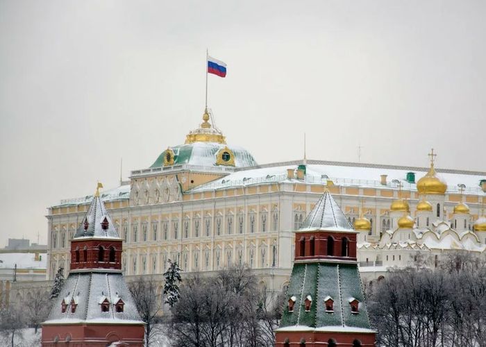 Владимир Путин завтра вручит государственные награды музыкантам артистам представителям науки и образования Церемония состоится в Екатерининском зале Кремля