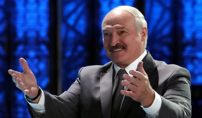 Александр Лукашенко Беларусь и Кировская область намерены удвоить товарооборот Об этом президент Беларуси заявил сегодня в Минске на встрече с губернатором Кировской области России Александром Соколовым передают местные СМИ