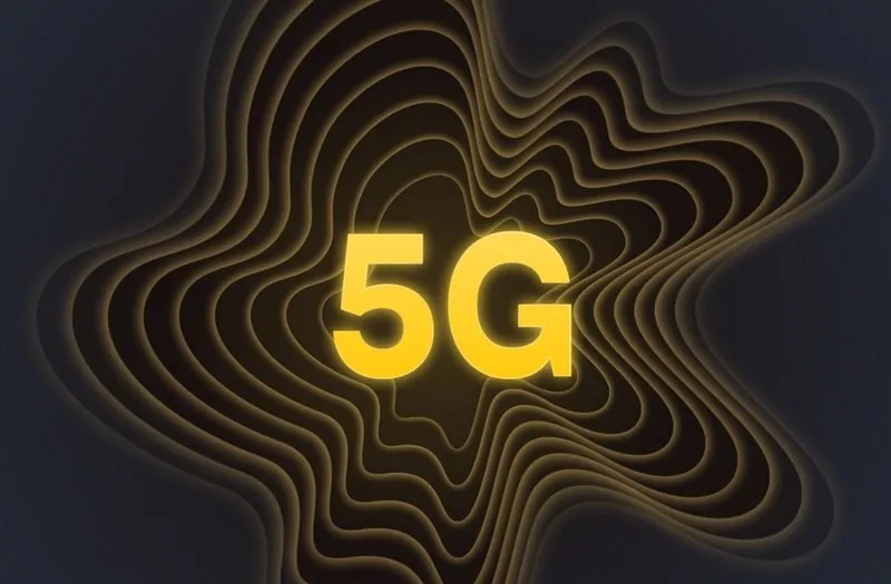 Билайн запустил тестирование 5G в 11 городах России Оператор Билайн объявил о модернизации своей инфраструктуры для поддержки 5G и запуске тестирования сотовой связи пятого поколения С 18 мая пользователи в 11 городах России увидят на смартфонах индикацию 5G а название сети изменится на bee test 5G В компании подчёркивают что проект ориентирован прежде всего на подготовку корпоративной инфраструктуры к внедрению сервисов нового поколения билайн 5g сотоваясвязь россия Подробнее 3DNews в TG MAX VK