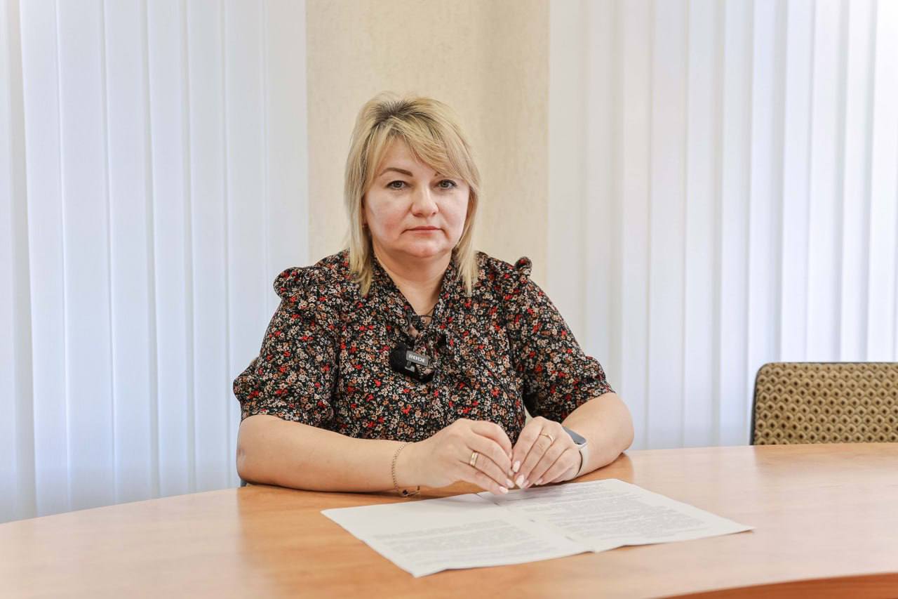 Специалисты «Луганской тепловой организации» подготовили к отопительному сезону до 26% объектов социальной сферы Луганска. Об этом на брифинге в администрации города сообщила начальник департамента обеспечения жизнедеятельности Луганска Инна Сибирко. «На контроле также и мероприятия по подготовке социальных объектов: школы подготовлены на 26%, детские сады — 25%, объекты здравоохранения — 17%, прочие объекты культура, спорт — 14%», — сказала она.