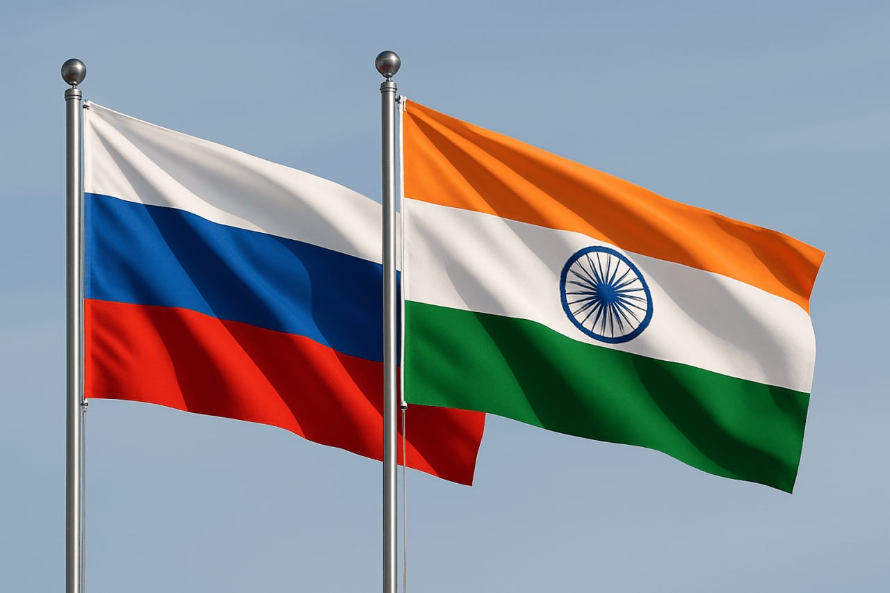 Россия и Индия обсудили план увеличения взаимной торговли до 100 миллиардов долларов Министр экономического развития России Максим Решетников и министр торговли и промышленности Пийюш Гоял обсудили конкретные шаги по расширению и диверсификации двусторонней торговли а также снятию барьеров В центре внимания цель поставленная лидерами стран выйти на 100 млрд долларов товарооборота к 2030 году До конца года запланирован ряд совместных мероприятий с участием бизнеса и регионов Особый акцент сделан на ускорении переговоров по соглашению о свободной торговле Решетников призвал интенсифицировать работу над документом подчеркнув нацеленность на взаимовыгодные решения Стороны также затронули инициативы в рамках БРИКС зерновую биржу и климатическую повестку Продолжить диалог планируется на ПМЭФ в июне   Подпишись на MASHNEWS