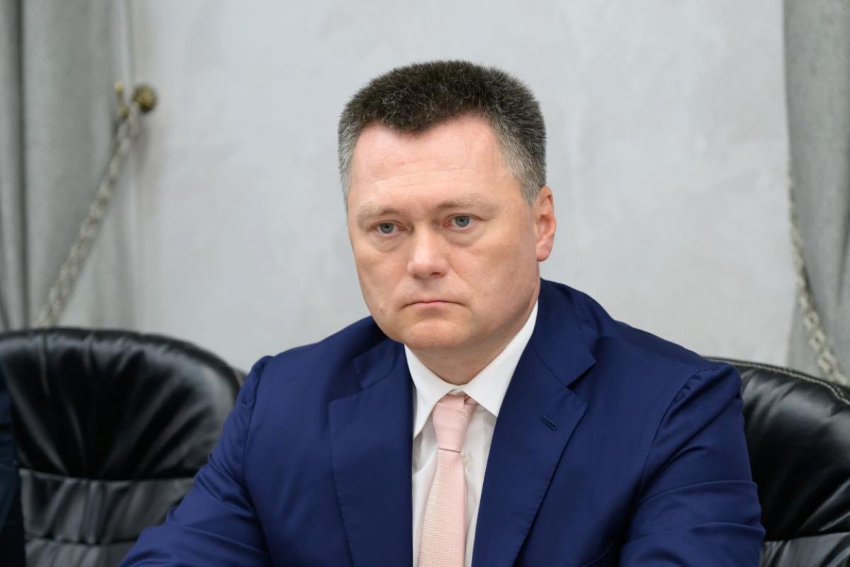 Генпрокурор Краснов поручил проверить ГАИ и Ространснадзор после жалоб бизнеса на волокиту center business magazine online fn 1719083 html Генеральный прокурор России Игорь Краснов дал поручение проверить деятельность ГАИ и Ространснадзора Поводом послужили жалобы представителей бизнеса на барьеры при реализации инвестпроектов Подписаться Обратная связь