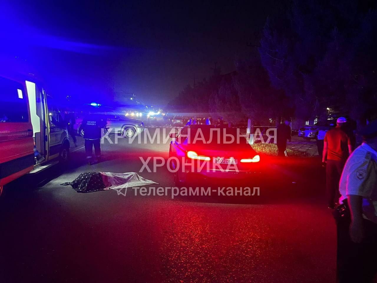 75-летний житель Хасавюрта погиб в результате наезда автомобиля, сообщает МВД по Дагестану. ДТП произошло 10 мая, примерно в 20:00, в Хасавюрте, на проспекте И. Шамиля. 35-летний житель Хасавюртовского района на BMW 530D XDRIVE сбил мужчину, который переходил дорогу вне пешеходного перехода. Пешеход скончался на месте.