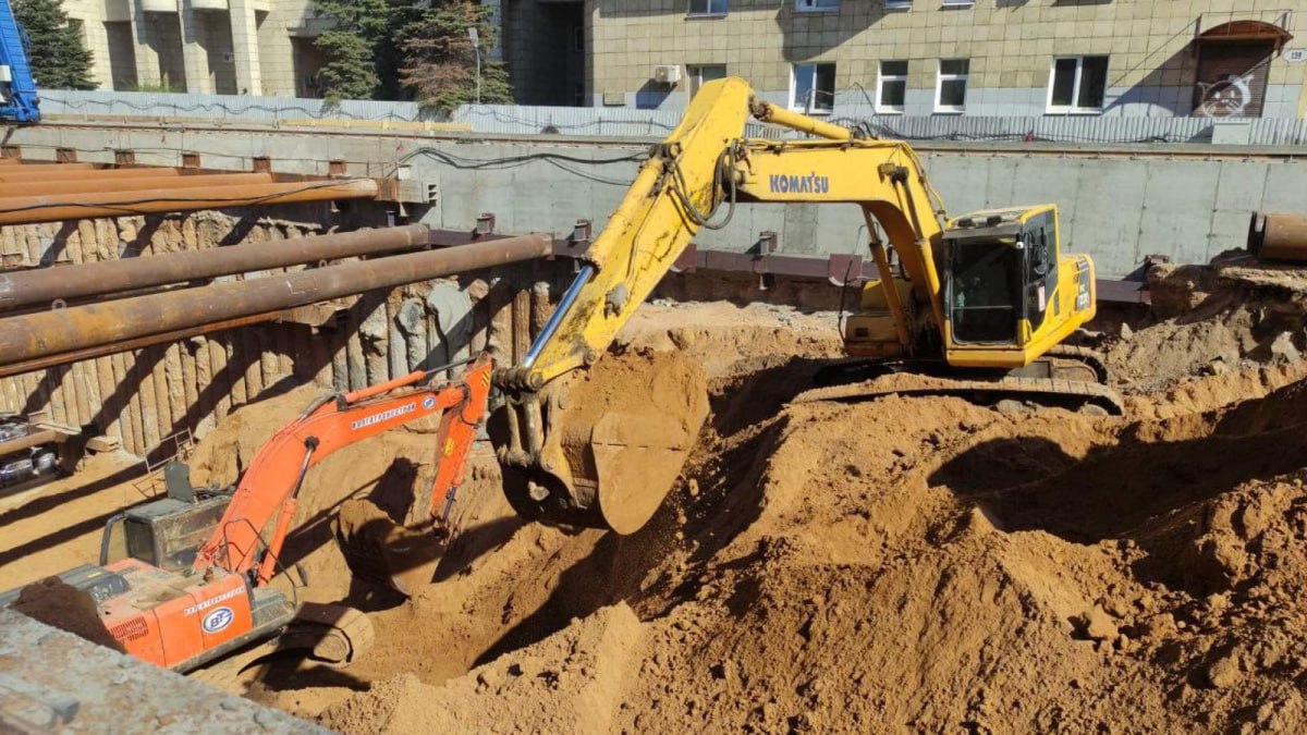 Под Самарой планируют построить станцию воздушного метро В Самарской области планируется строительство станции воздушного метро Согласно информации опубликованной на официальном сайте регионального правительства объект будет расположен в селе Лопатино на площадке 4 Данное решение закреплено в постановлении о внесении изменений в Генеральный план сельского поселения Лопатино муниципального района Волжский На данный момент подробности о протяженности объекта и его технических характеристиках не сообщаются Ориентировочный срок завершения строительства который указан в документе 2033 год ГТРК Самара MAX lВК lОК lСАЙТ