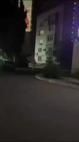 Необычный инцидент в Каспийске: мужчина в женских стрингах преследовал девушек