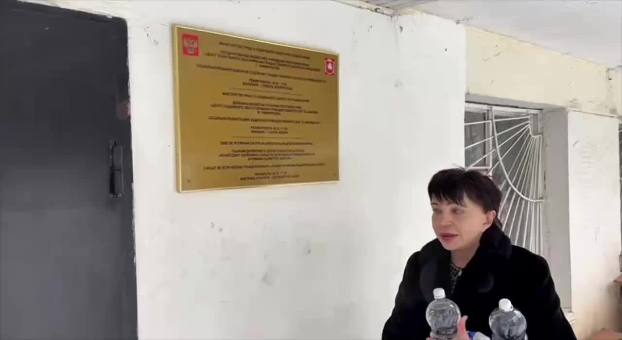 Молодёжное крыло ЛДПР проводит акцию помощи пожилым людям в праздник Крещения