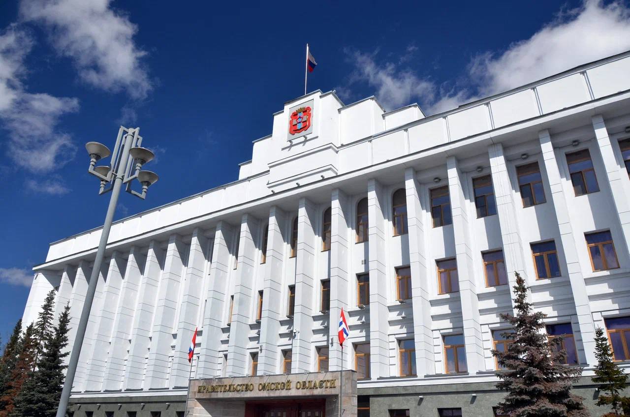 Распределили 163 млн рублей на развитие дорожной инфраструктуры. Средства направляем на содержание автомобильных дорог и наружное освещение в городе Омске, а также на ремонт подъездных путей к садоводческим организациям в Таврическом районе.