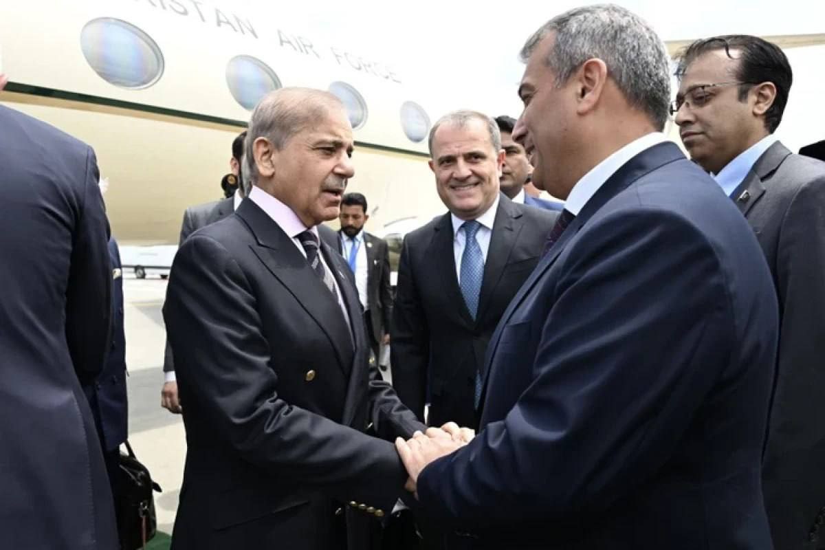 Премьер министр Пакистана Шахбаз Шариф прибыл в Азербайджан для участия в официальных торжествах по случаю Дня Победы Caucasian bureau