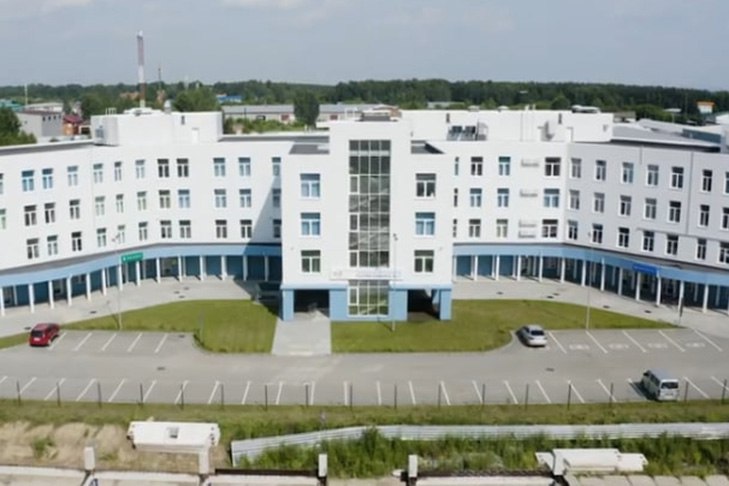 Первая ГЧП-поликлиника готовится к открытию в Новосибирске Поликлиника №7 полностью готова к началу приёма пациентов, сообщила Группа «ВИС» в официальном ТГ-канале. На получение медицинской помощи в новом объекте здравоохранения могут рассчитывать около 50 тысяч жителей Октябрьского района. Подробнее... #ЭКОНОМИКА ——————————