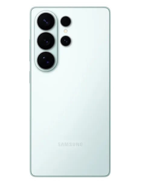 Инсайдер Ice Universe продолжает снабжать новым подробностями о будущем флагмане Samsung Galaxy S26 Ultra. Ранее он сообщил, что в основном модуле будет использоваться более светосильный объектив, но как оказалось сейчас, более светосильный объектив появится и в модуле с оптическим зумом. То есть улучшится и съемка с зумом, особенно в условиях слабого освещения.  Так как корпус смартфона станет тоньше, то выступ камеры должен увеличиться — примерно на 3 мм.  Ранее Ice Universe сообщил, что Galaxy S26 Ultra получит поддержку зарядки большей мощности — 60 Вт. Выход новой линейки Galaxy S26 ожидается в начале 2026 года, аппараты будут построены на новой однокристальной системе — или Samsung Exnynos 2600, или Qualcomm Snapdragon 8 Elite Gen 2.  Ice Universe первым точно рассказал о новом тренде на смартфоны с экранами-водопадами, о чёлке в iPhone X, о новом дизайне iPhone 14 и о 200-мегапиксельном датчике изображения Samsung.