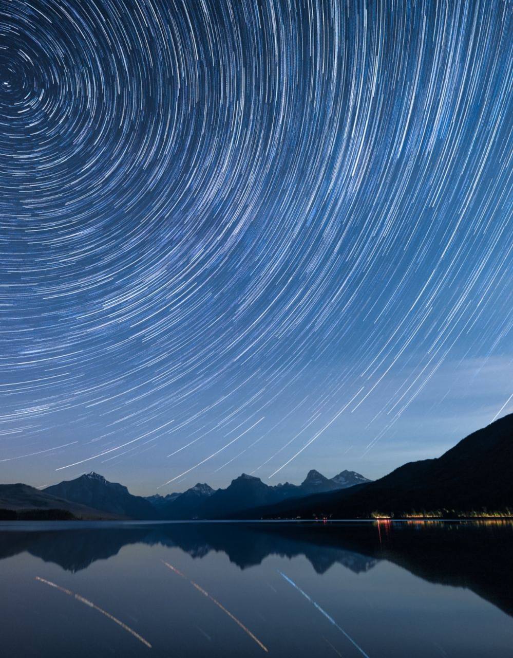 Самый мощный звездопад 2025 года можно будет наблюдать в декабре В ночь с 13 на 14 декабря звездопад Геминиды озарит небо до 120 метеоров в час Яркие и разноцветные от белых до зеленых они оставляют за собой длинный светящийся след Лучшее время для наблюдения темная ночь вдали от городской засветки Подписаться   Дать буст