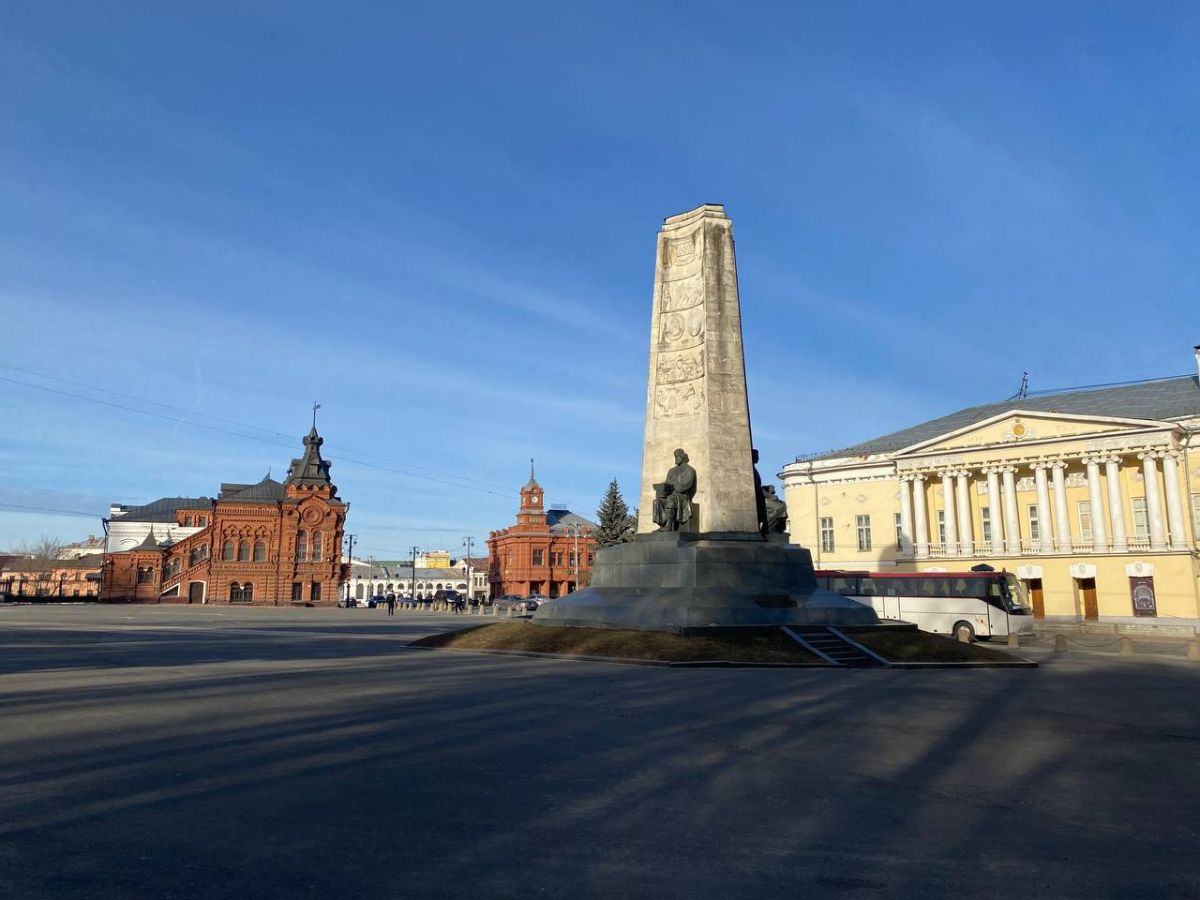 Во Владимирской области произошло массовое ДТП с автобусом,  Авдеев выразил соболезнования родным и близким Вадима Жука    Главные новости Владимирской области за 20 марта 2025 года. Посмотрите, что вы могли упустить.  ↗  Прислать новость   Подписаться