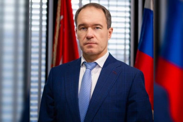 Комитет по промышленной политике Петербурга возглавил Александр Ситов  Соответствующее решение принял губернатор Алексанлр Беглов.   Ранее Ситов занимал пост первого зама и и.о. председателя Комитета. Также он является доцентом кафедры технологии и организации перевозок Университета морского и речного флота, автор научных публикаций, участник международных морских организаций и соавтор нескольких научно-исследовательских работ.   : Пресс-служба Смольного   : СПб — отдай свой буст нам