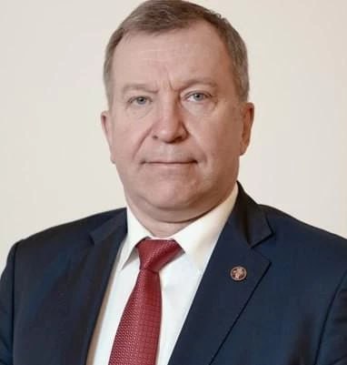 Владимир Путин наградил Андрея Пшеницына медалью ордена «За заслуги перед Отечеством» Президент Российской Федерации Владимир Путин наградил председателя Контрольно-счетной палаты Челябинской области Андрея Пшеницына медалью ордена «За заслуги перед Отечеством» второй степени. О подписании Владимиром Путиным указа «О награждении государственными наградами Российской Федерации» сегодня, шестого мая, сообщает в своем телеграм-канале КСП региона. Награда Андрею Пшеницыну присуждена за «достигнутые трудовые успехи и многолетнюю добросовестную работу». Коллектив Контрольно-счетной палаты Челябинской области поздравляет Андрея Вадимовича с высокой государственной наградой. URALPRESS.RU