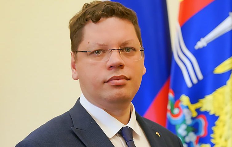 В Ивановской области задержан зампред регионального правительства Антон Арсеньев Чиновник который также занимал пост директора регионального департамента здравоохранения подозревается во взяточничестве