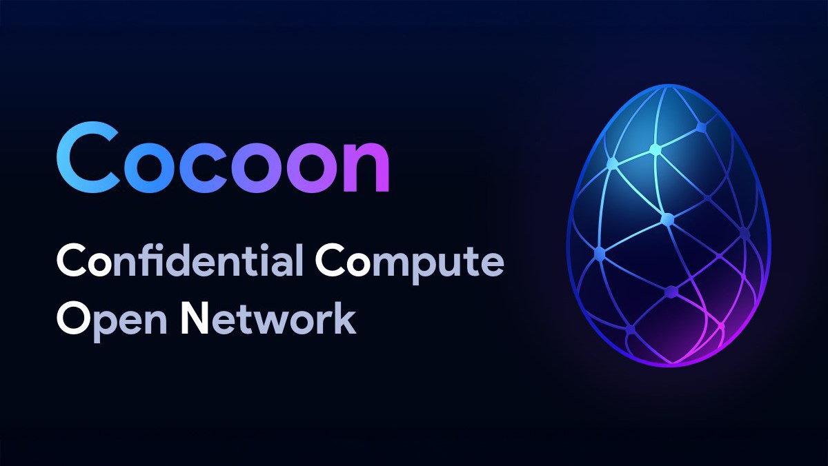 Павел Дуров представил децентрализованную ИИ сеть Cocoon Платформа позиционируется как конфиденциальная альтернатива централизованным провайдерам вроде Amazon и Microsoft Как это работает разработчики получают доступ к недорогим вычислительным ресурсам а обычные пользователи могут сдавать мощности своих видеокарт в аренду получая оплату в криптовалюте TON В качестве логотипа сети Сосун Кокон мы выбрали ИИчко Часть функций Telegram включая автоматический перевод сообщений уже работает на базе Cocoon Rozetked Plus
