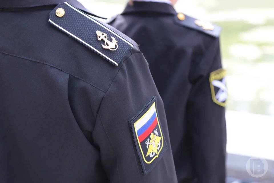 52 человека бесследно пропали в Волгограде в минувшем октябре Волонтеры ЛизыАлерт продолжают поиски В октябре 2025 года в Волгограде и области без вести пропали 52 человека Об этом сообщили представители регионального отделения поискового отряда ЛизаАлерт подведя итоги работы за месяц Из поступивших заявок 32 человека удалось найти живыми 2 были обнаружены погибшими судьба еще 3 остается неизвестной В Волгоградской области продолжаются поиски людей которые вышли из дома и не вернулись В их числе и мужчины и женщины разного возраста Волонтеры распространяют ориентировки и проверяют поступающие данные Заявки информацию о пропавших и предложения помощи принимают круглосуточно на горячей линии ЛизаАлерт по номеру 8 800 700 54 52 Добровольцы просят жителей быть внимательнее и беречь своих близких