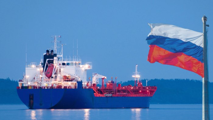 Танкер Прогресс проблемы российского нефтяного груза в Средиземном море Российское судно Прогресс перевозящее 730 000 баррелей нефти отклонилось от маршрута и дрейфует в Средиземном море сообщают СМИ нефть судоходство investing investing