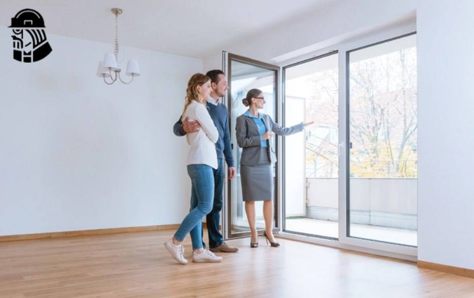 Окупится через 27 лет названы лучшие и худшие города для покупки квартир под аренду в 2026 году Москва Сочи и Санкт Петербург возглавили антирейтинг городов с самой низкой доходностью при покупке квартиры для сдачи в аренду По данным аналитиков Мир квартир в столице доходность составит всего 3 8 а окупаемость займет 26 7 года В Сочи и Петербурге около 4 9 и 20 лет Наиболее выгодными для инвестиций в аренду стали Нижний Тагил 8 8 годовых окупаемость за 11 4 года Астрахань и Грозный В первую десятку также вошли Ленинградская и Московская области В среднем по всем городам России доходность от аренды квартиры в 2026 году составит 6 1 а срок окупаемости 16 4 года Эксперты объясняют низкую доходность столиц запредельно высокими ценами на недвижимость kvadratnymaster