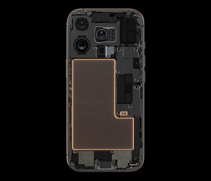 Apple разрабатывает кремниевые аккумуляторы для iPhone — ETNews Пока китайские производители смартфонов во всю осваивают кремний-углеродные аккумуляторы повышенной емкости, бренды первого эшелона Apple и Samsung не спешат брать на вооружение новую технологию. Возможно, причина заключается в том, что они готовят более интересные решения. Читать далее