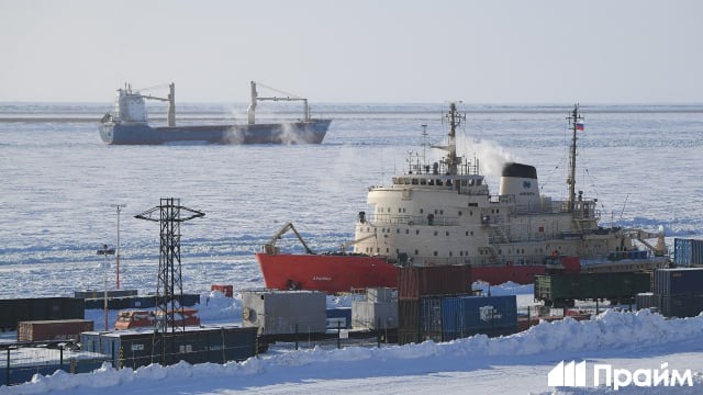 Объем грузоперевозок по Северному морскому пути может вырасти до рекордного уровня  Сейчас по маршруту уже перевезли 33,1 миллиона тонн, однако к концу года показатель достигнет 37,6 миллиона тонн, прогнозирует “Росатом”.  #Севморпуть #перевозки