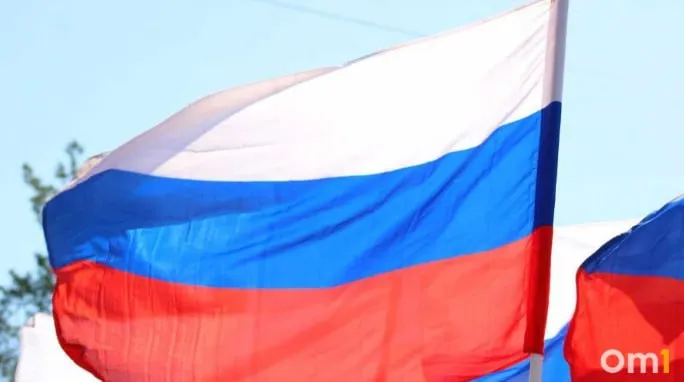 Владимир Путин поздравил омичей с 9 Мая Президент Российской Федерации Владимир Путин направил поздравление с Днём Победы в адрес губернатора Виталия Хоценко и омичей Глава страны напомнил о том что этот праздник наполнен гордостью за подвиг наших предков которые победили нацизм и защитили Отечество спасли мир Их стойкость сила духа и вера в правое дело будут служить для нас вечным примером беззаветной любви к Родине личной сопричастности к её судьбе сказано в поздравительном послании Om1 Омск в MАКС подписывайтесь и читайте новости без ограничений