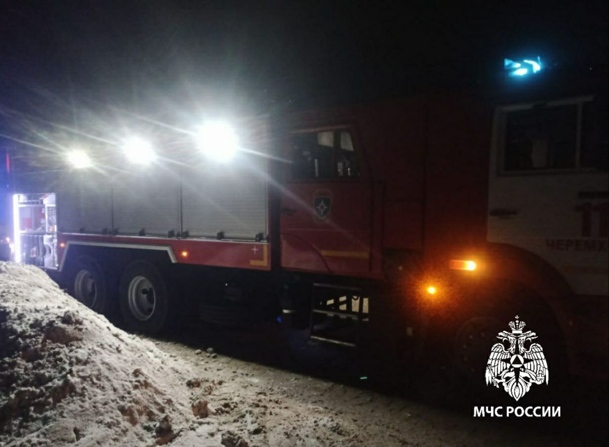 ‍  В Прибайкалье за минувшие сутки:    ЧС не произошло;   на водных объектах происшествий не зарегистрировано, на водоёмах области наблюдается усиление процессов ледообразования и установления ледостава;   открыто 8 ледовых переправ;  пожарные привлекались для ликвидации последствий 4 ДТП;  зарегистрировано 11 пожаров.  #СводкаМЧС38