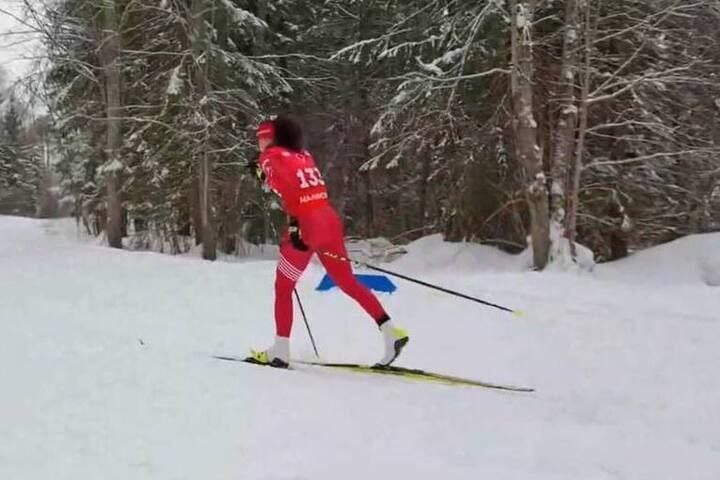 Лыжница из Карелии, мастер спорта России Анна Корякова, стала серебряным призером на Первенстве России по лыжным гонкам среди спортсменов 17-18 лет, которое проходит в Архангельской области.