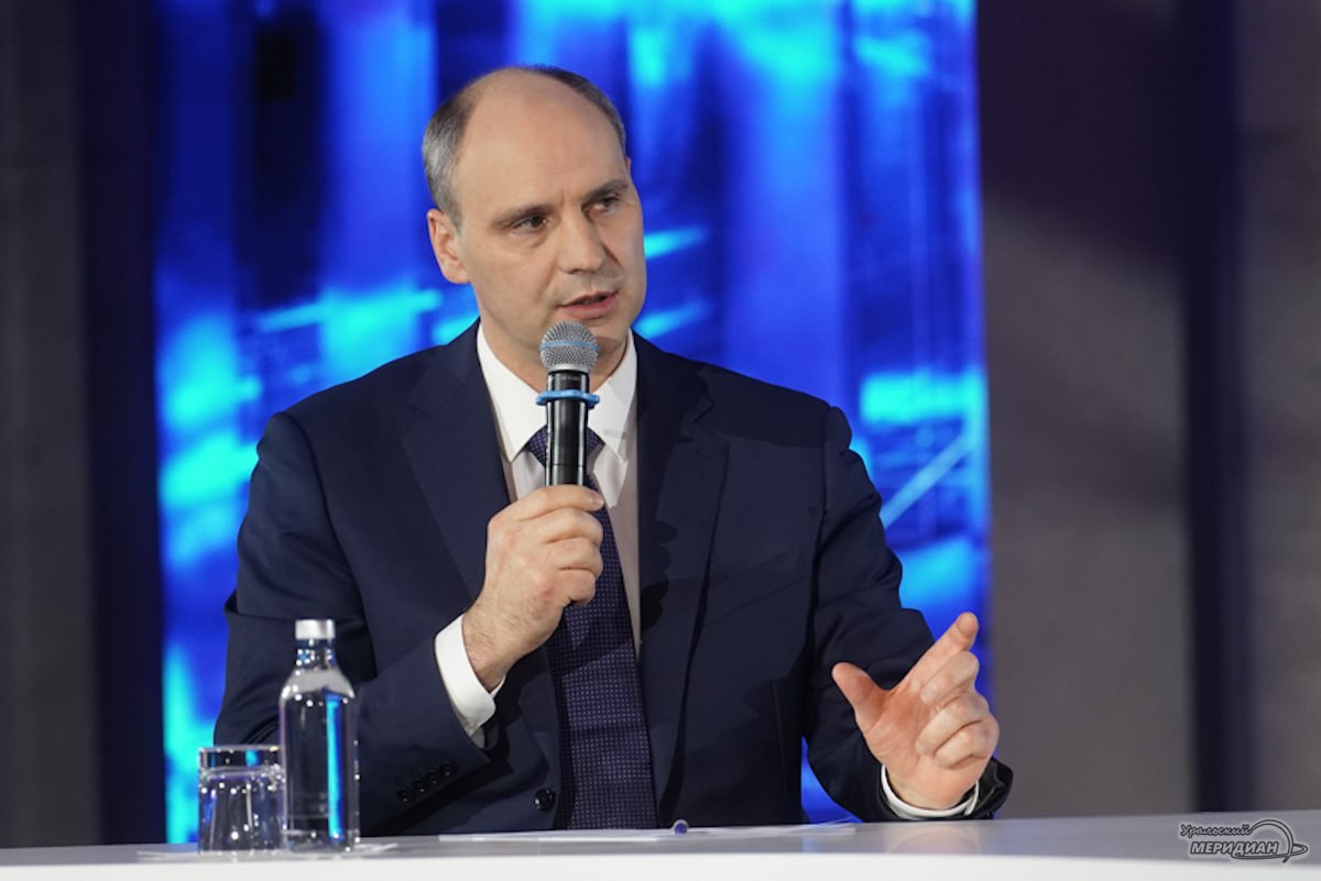 Паслер рассказал что будет с активами Корпорации СТС в Свердловской области Губернатор Денис Паслер заявил что судьба предприятий национализированной Корпорации СТС в Свердловской области от Облкоммунэнерго и ОТСК до Рифея зависит от решения федеральных властей По его словам регион готов к любому сценарию если активы передадут области управление возьмут на себя местные структуры если же собственник определит новых управляющих область выстроит взаимодействие с ними Мы ждём решения Росимущества Как решит собственник так и будем работать На сегодняшний день ситуация под контролем подчеркнул губернатор Подписаться на Уральский меридиан