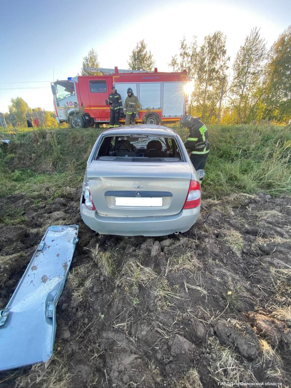 Водитель погиб в аварии в Мценском районе Вчера 75 летний мужчина не справился с управлением вылетел в кювет и перевернулся К сожалению водитель погиб на месте до прибытия скорой помощи сообщили в ГИБДД дтп orel smi Подпишись на канал ПЛАТИМ ЗА ЭКСКЛЮЗИВ