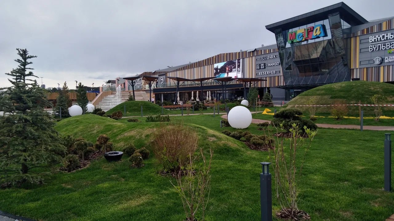 cre news Сберлогистика готовит склады Меги к субаренде Логистическая компания Сберлогистика входящая в структуру Сбербанка начала поиск субарендаторов на 400 000 кв м складских помещений в 14 торговых центрах Мега по всей России Подробнее   cre ru news 100481